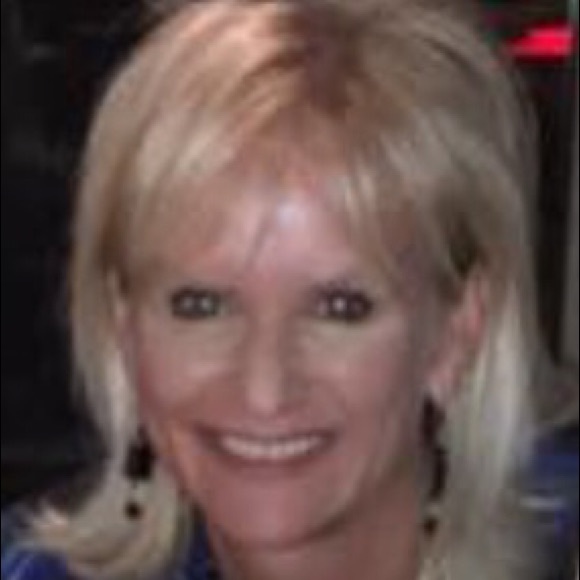 Meet your Posher, Tonya - Picture 1 of 1